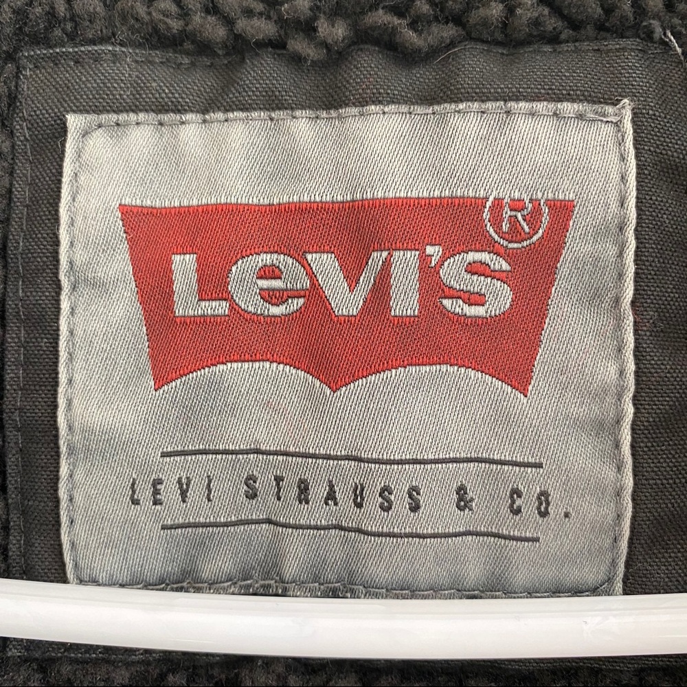 Levi’s Jacket - Picture 3 of 5